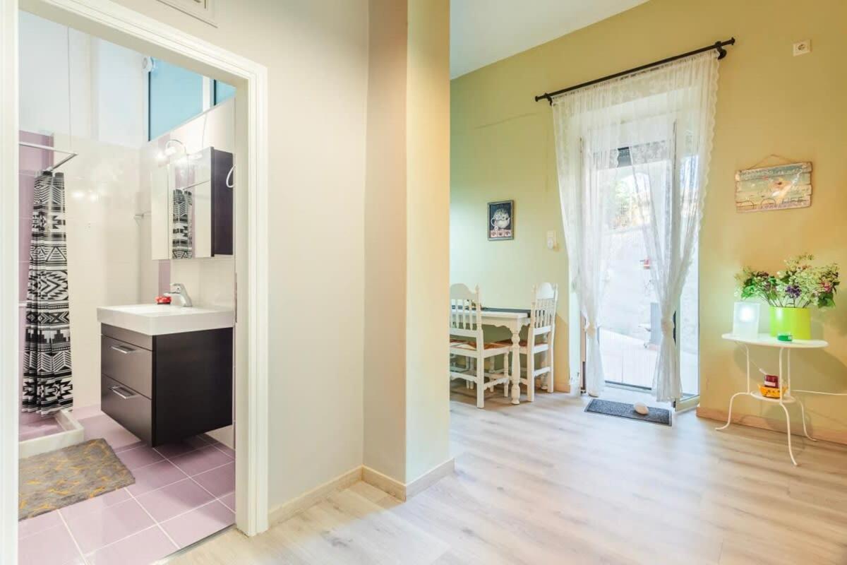 Kalamata Rose Nest - Urban Comfy Escape Eksteriør bilde